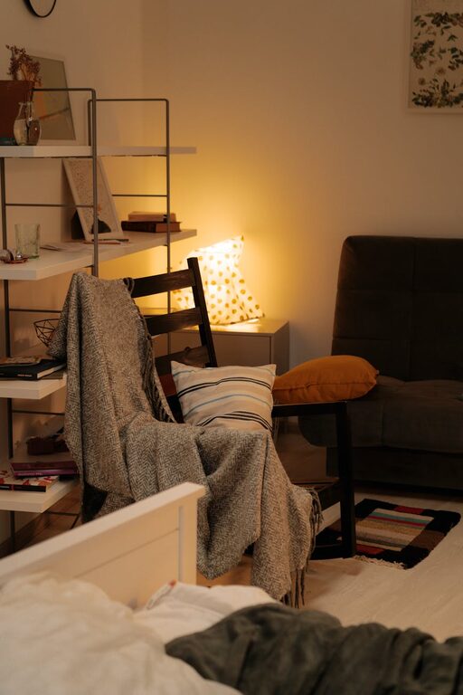 Tips for Creating an Inviting and Cosy Reading Nook at Home