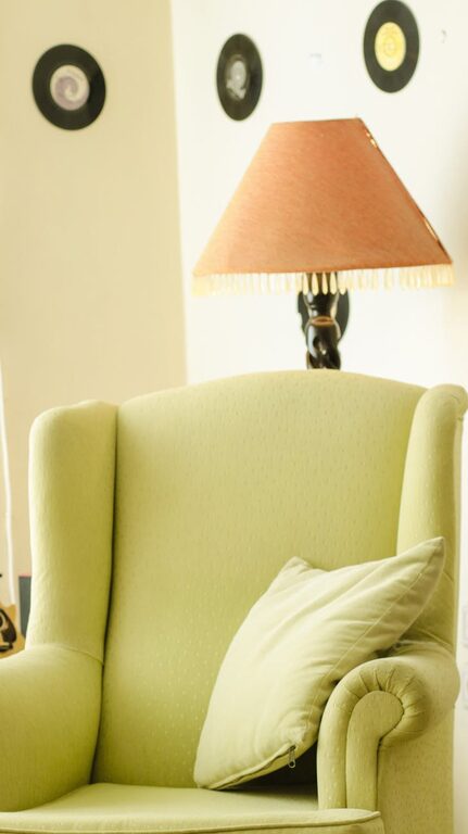 Tips for Creating a Cosy and Inviting Living Room Space at Home
